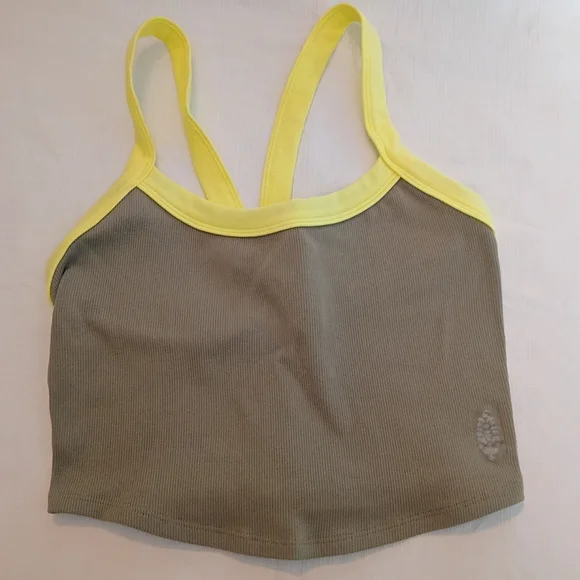 Free People FP Movement All Clear Cami Colorblock Top in Sage Yellow Sz M/L NWT - Picture 2 of 10